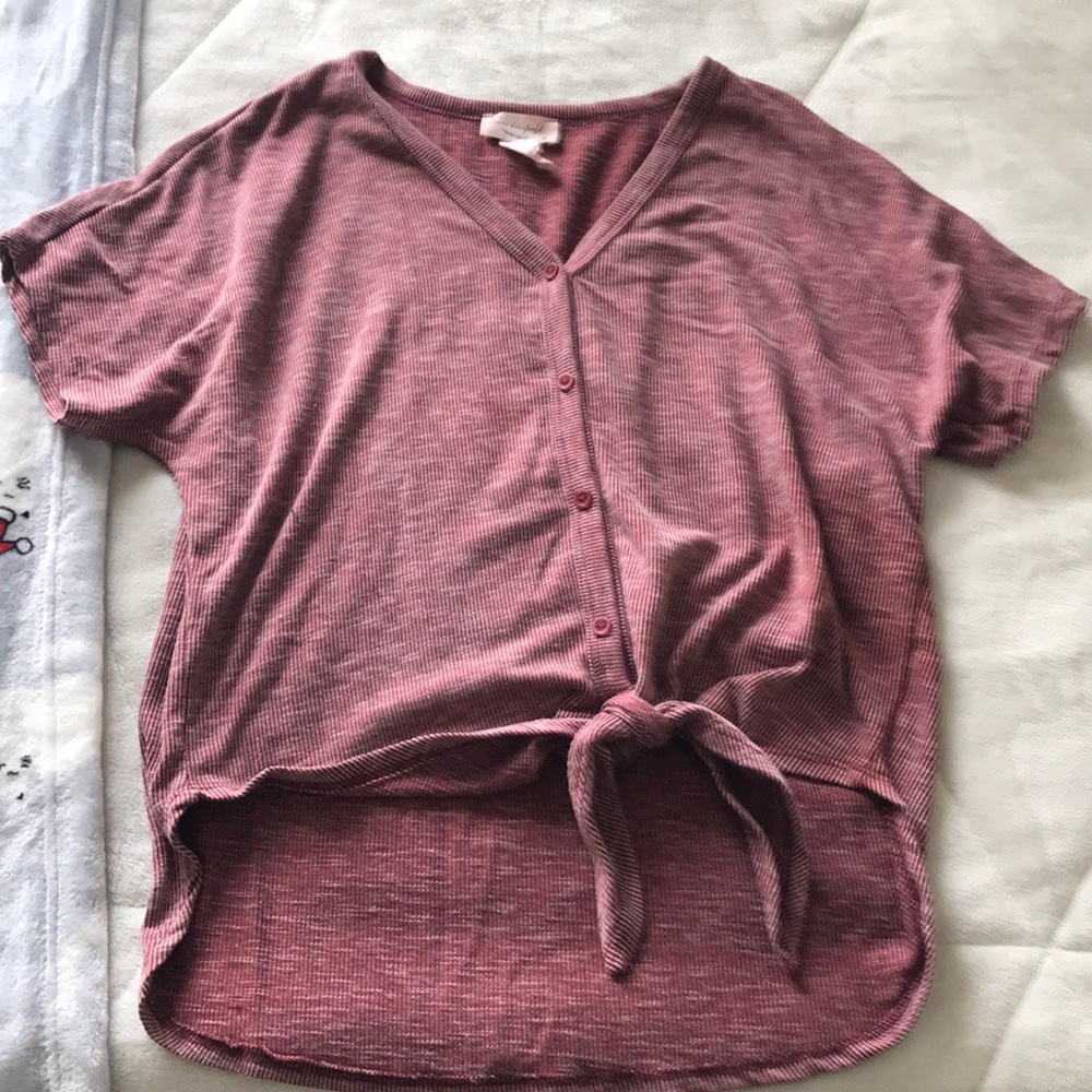 red tie shirt